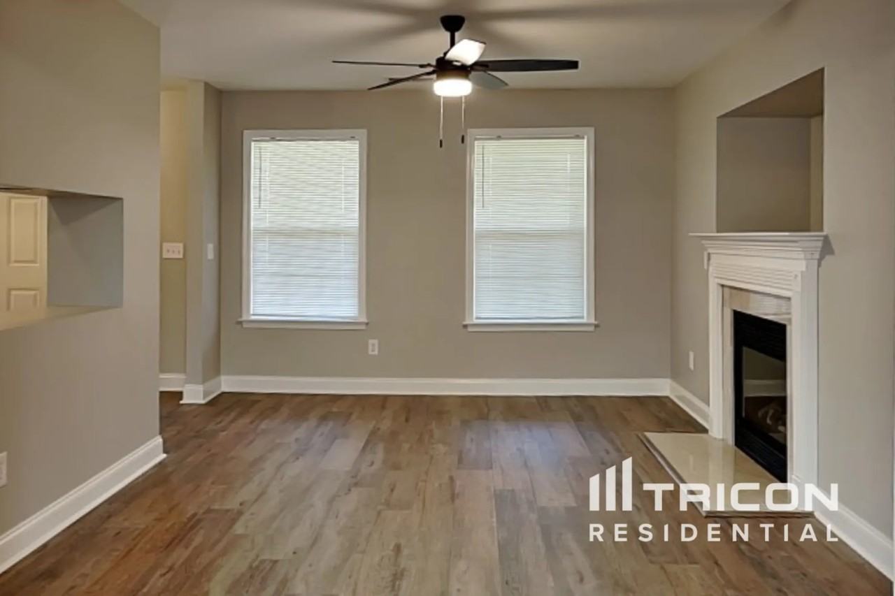 2643 Stagbuck Dr - Photo 3 of 17