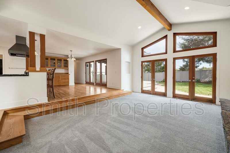 22427 Linda Dr - Photo 3 of 35