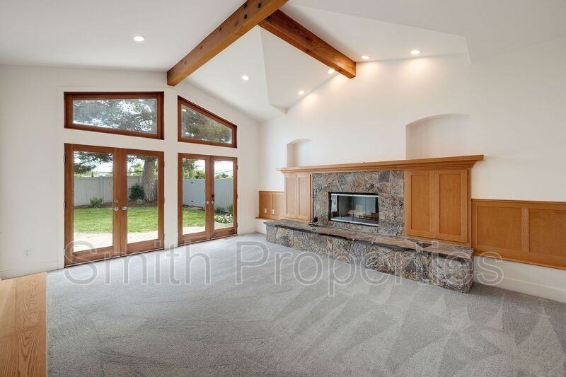 22427 Linda Dr - Photo 2 of 35