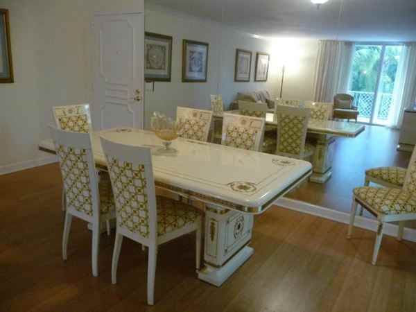 354 Chilean Avenue 3e - Photo 2 of 6