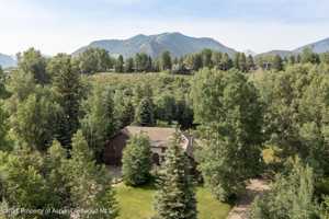 featured image of 1305 Red Butte Dr
