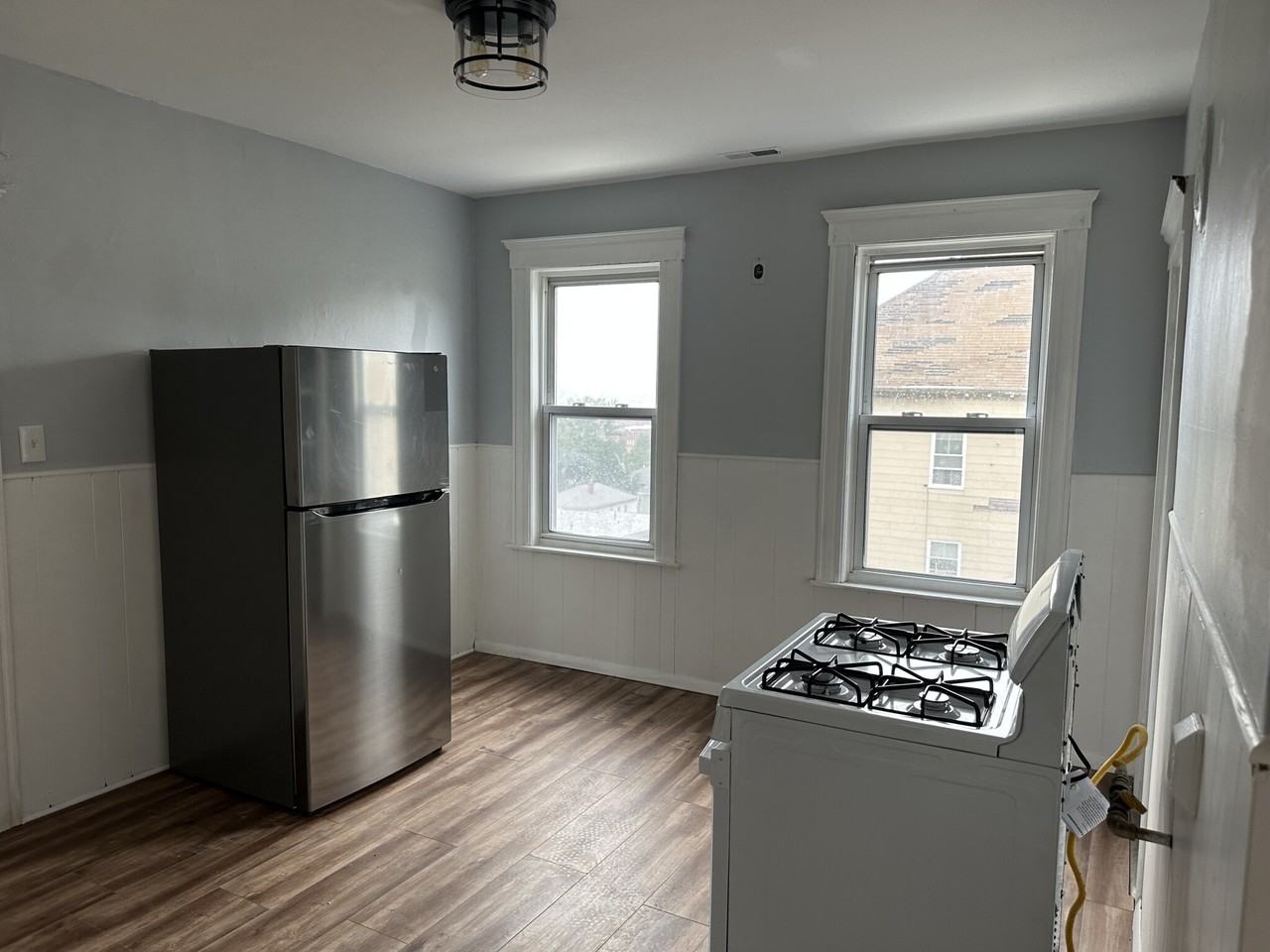 Vernon St #3 - Photo 3 of 13