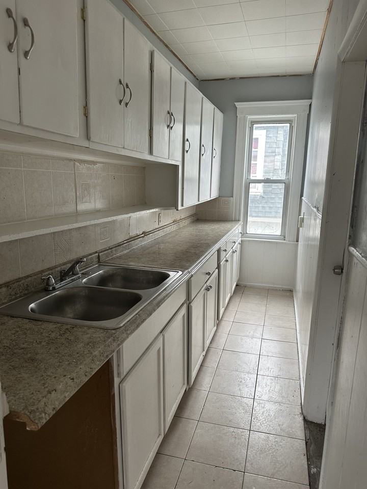 Vernon St #3 - Photo 5 of 13