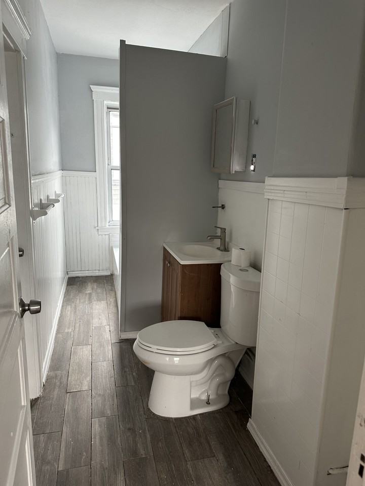 Vernon St #3 - Photo 6 of 13