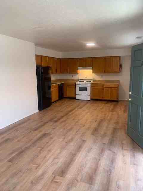 927 Aztec Rd Nw - Photo 3 of 26