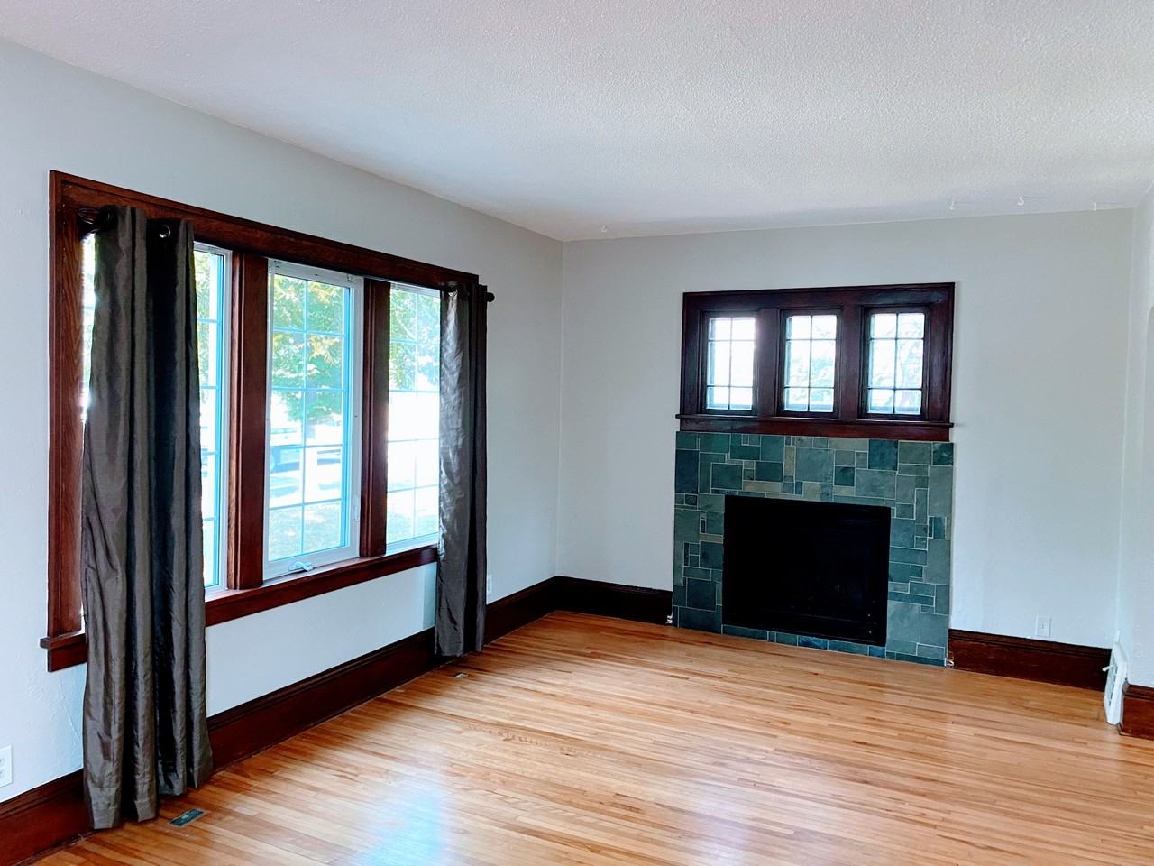 2024 Como Ave - Photo 3 of 20