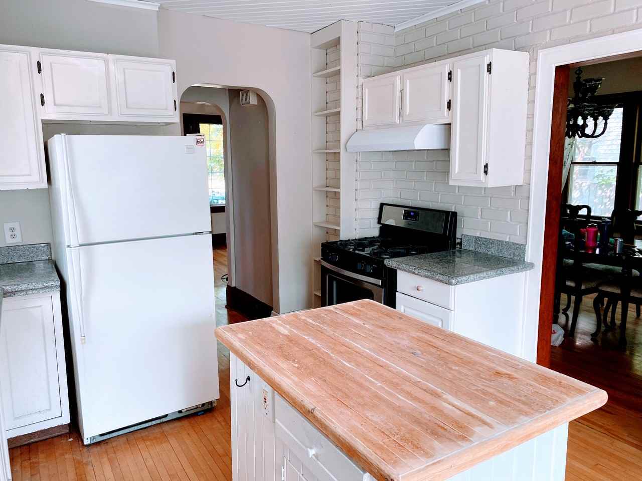 2024 Como Ave - Photo 6 of 20