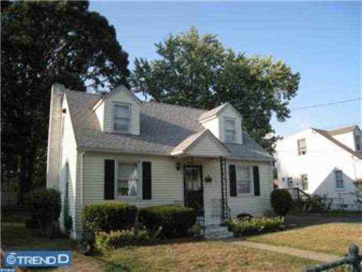 18 Grant Ave - Photo 2 of 2