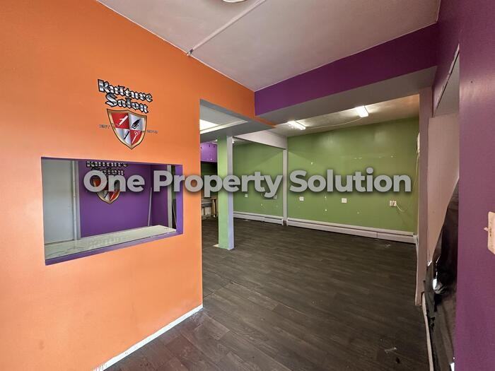 5284 Broadway Ste 10 #10 - Photo 2 of 11