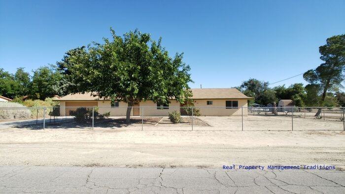 9459 E Avenue T2 - Photo 3 of 23