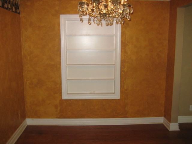 1720 NW Maple Ave - Photo 2 of 10