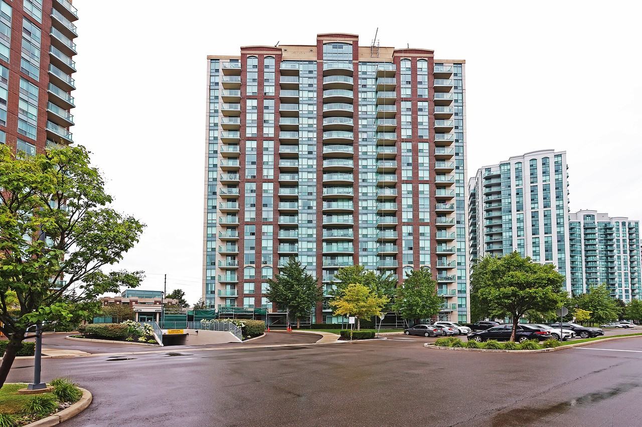 4889 Kimbermount Avenue 211, Mississauga, ON L5M 7R9 1 Bedroom