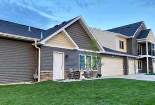 2200 4th Ln Se - Photo 1 of 1