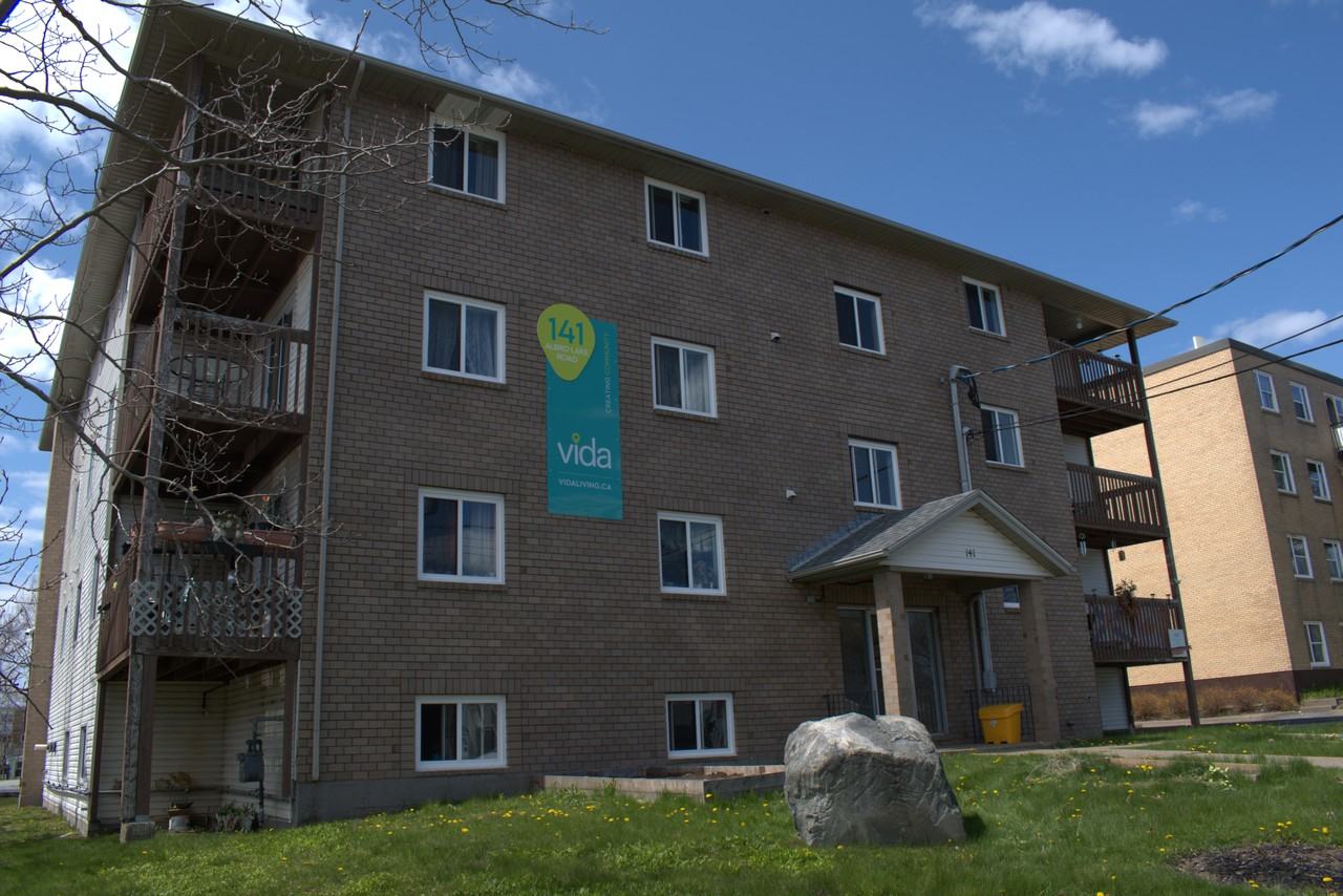 141 Albro Lake Road, Halifax, NS B3A 3Y7 2 Bedroom Apartment for 1,200
