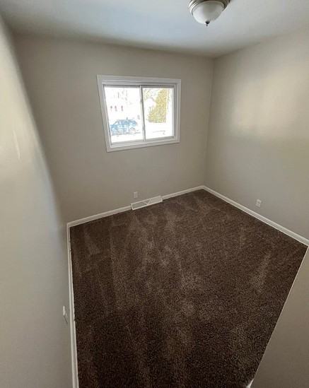 1103 Ellsworth Dr #NA - Photo 2 of 7