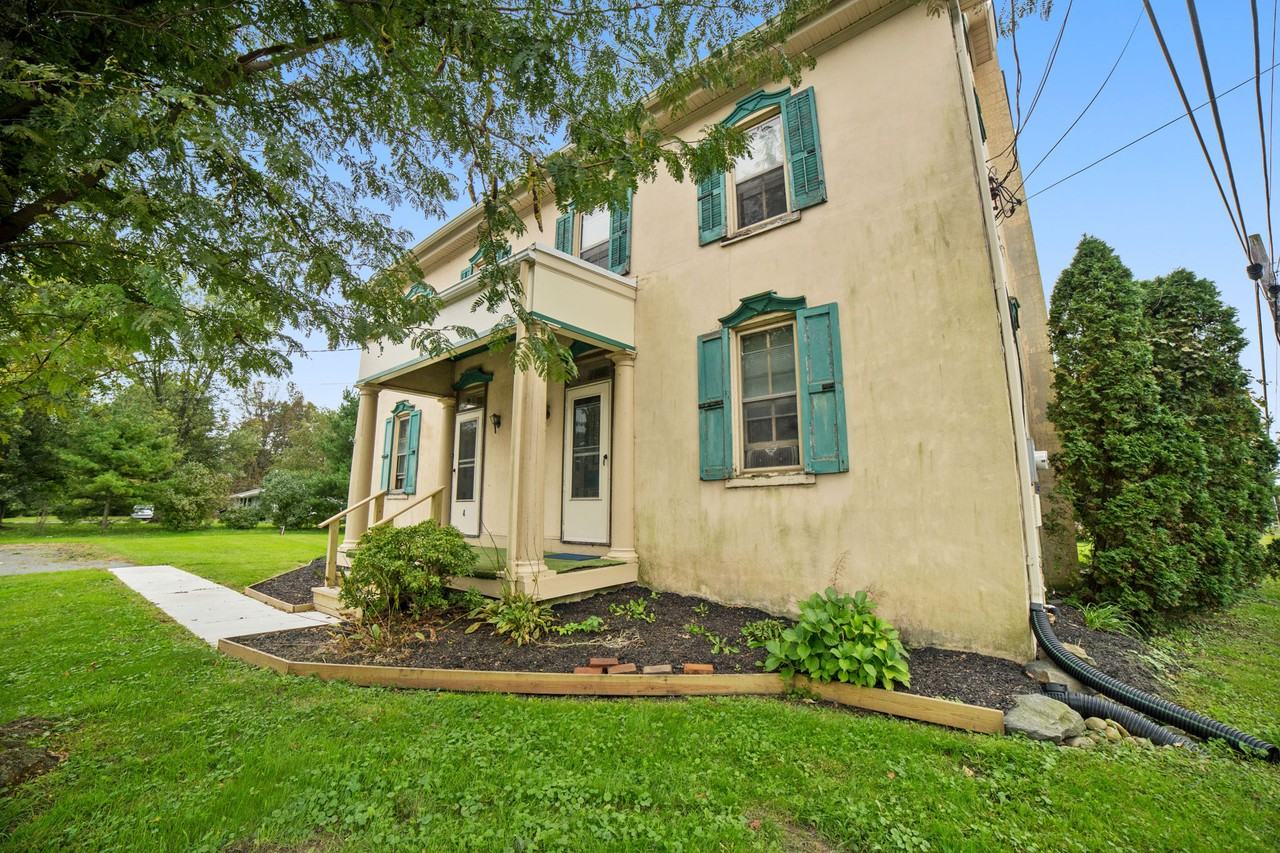 2 S County Line Rd #4 - Photo 2 of 19