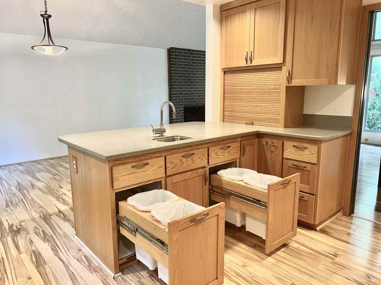 17023 Ne 28th Pl #NA - Photo 3 of 12