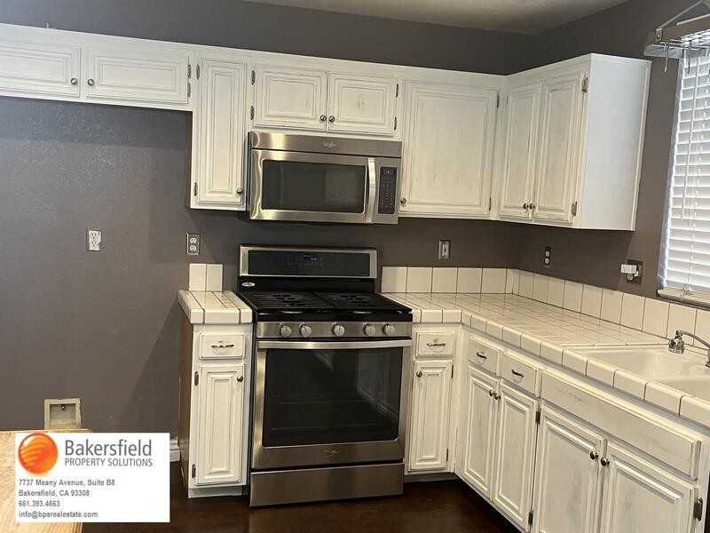 4711 Shadow Stone St - Photo 3 of 9
