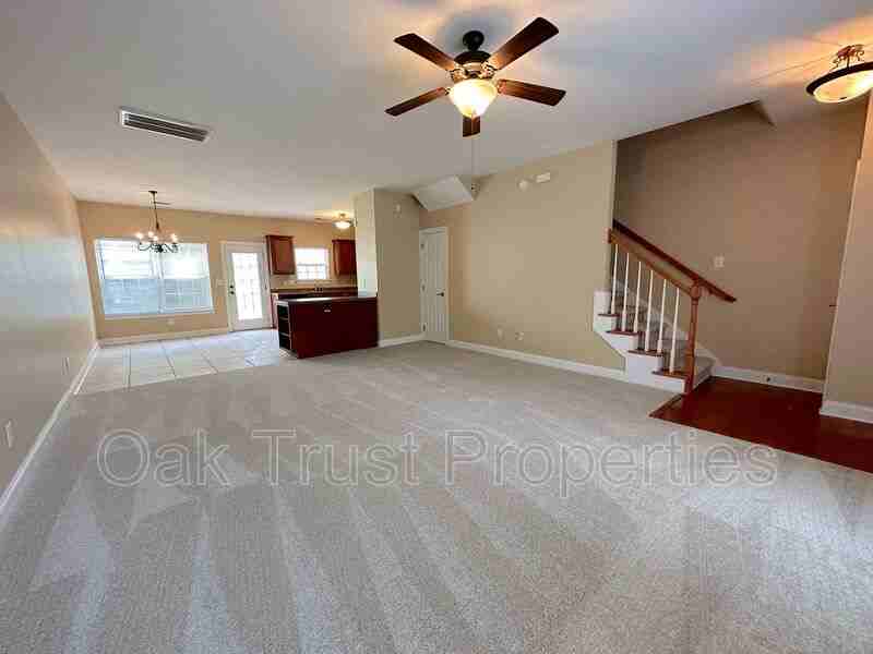 126 Tuscany Ct - Photo 3 of 14