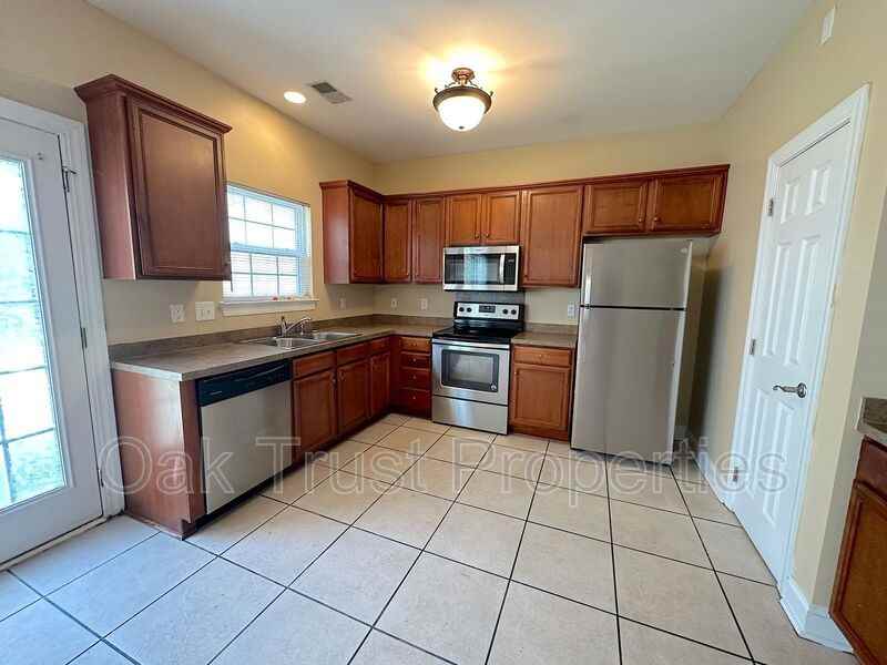 126 Tuscany Ct - Photo 5 of 14