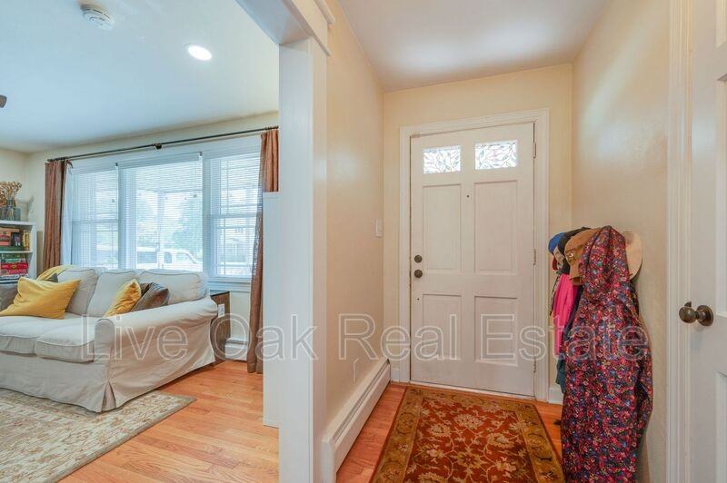 2418 Heutte Dr - Photo 3 of 26