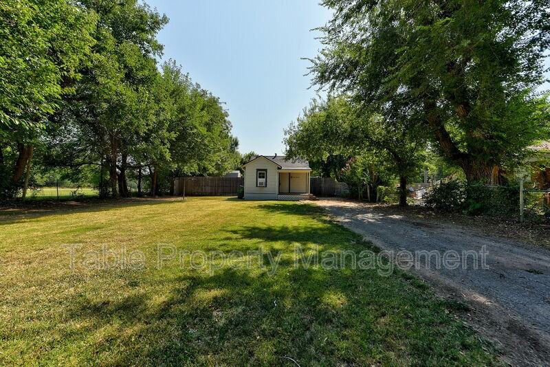 1214 N Ann Arbor Ave - Photo 3 of 28