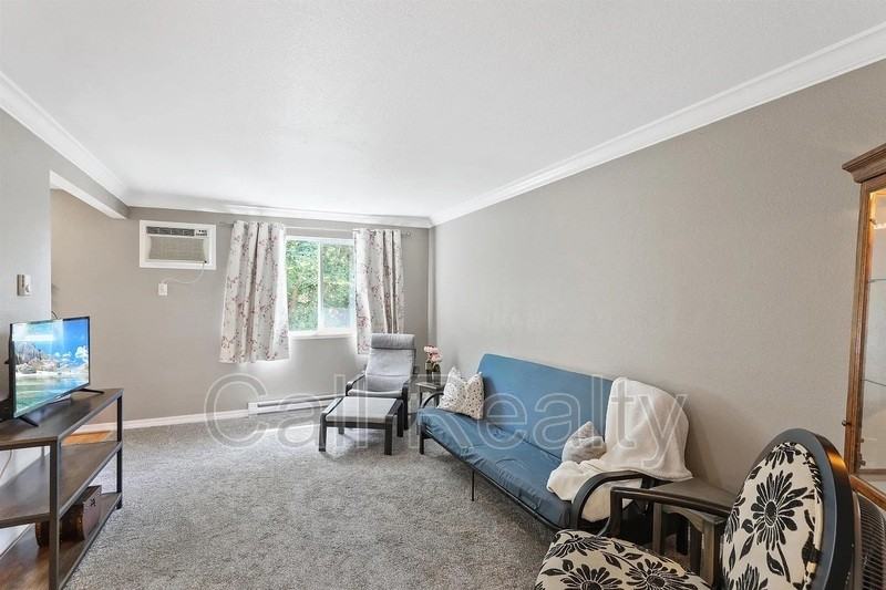 222 N Hutchinson Rd #304 - Photo 4 of 11