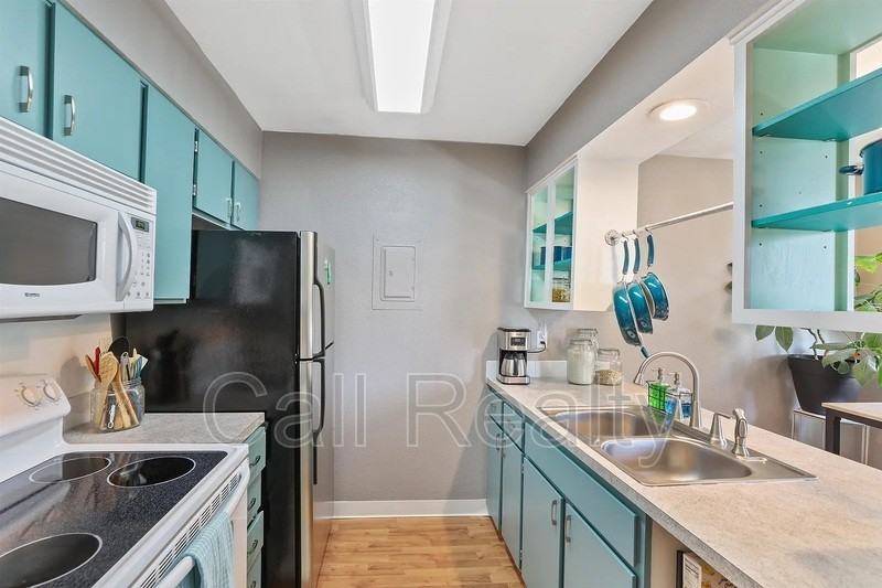 222 N Hutchinson Rd #304 - Photo 6 of 11