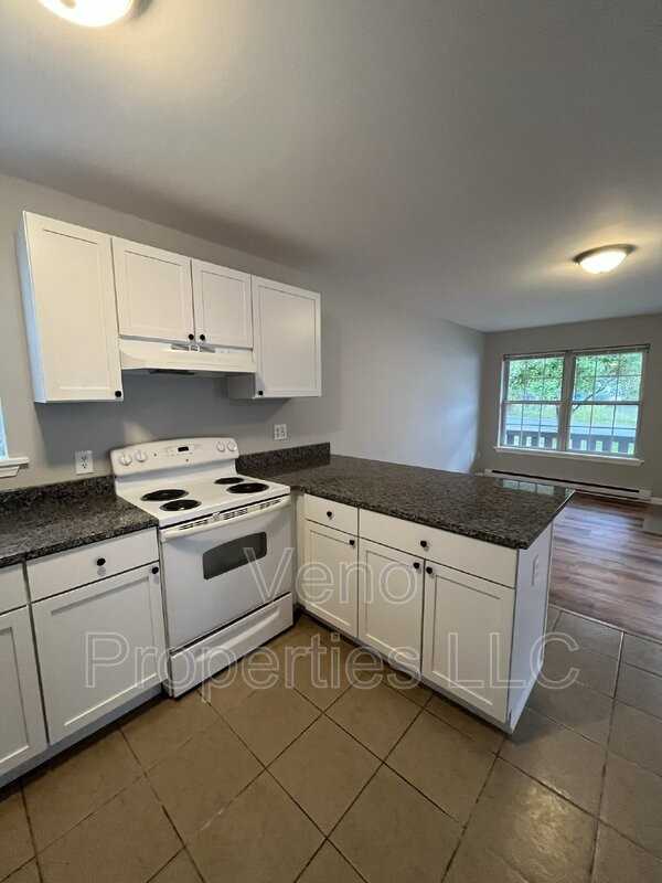 5 Zachary M Ave - Photo 3 of 16