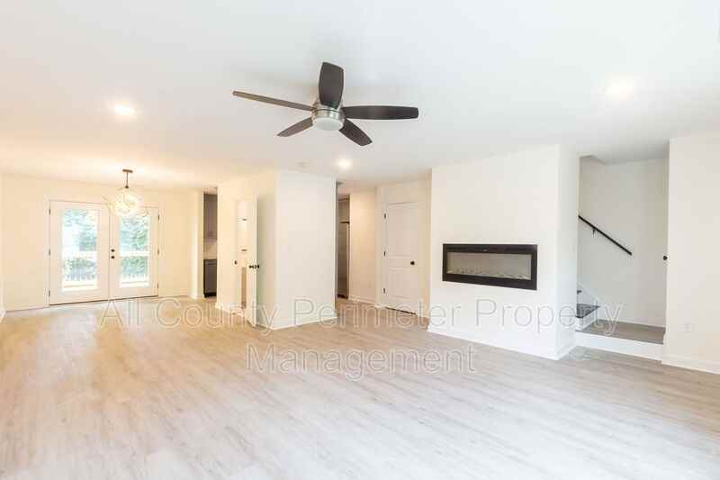 243 Timber Creek Ln Sw - Photo 3 of 22