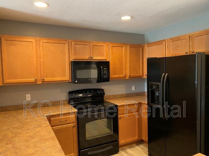 5439 N Fairmount Ave - Photo 3 of 32