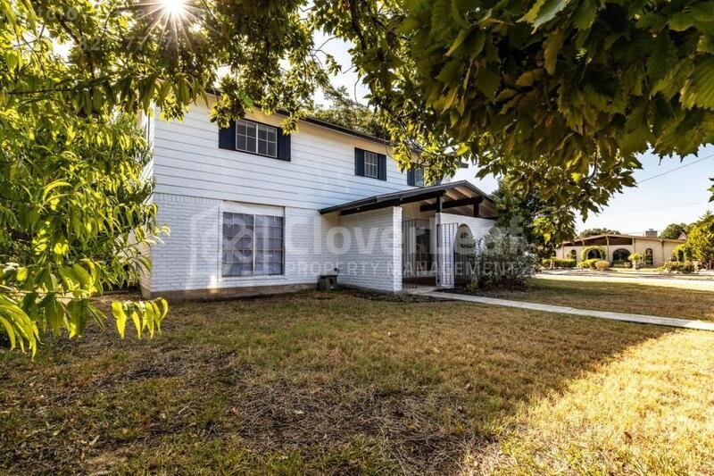 6302 Macaw - Photo 3 of 42