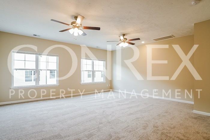 310 Jerry Butler Dr - Photo 2 of 10