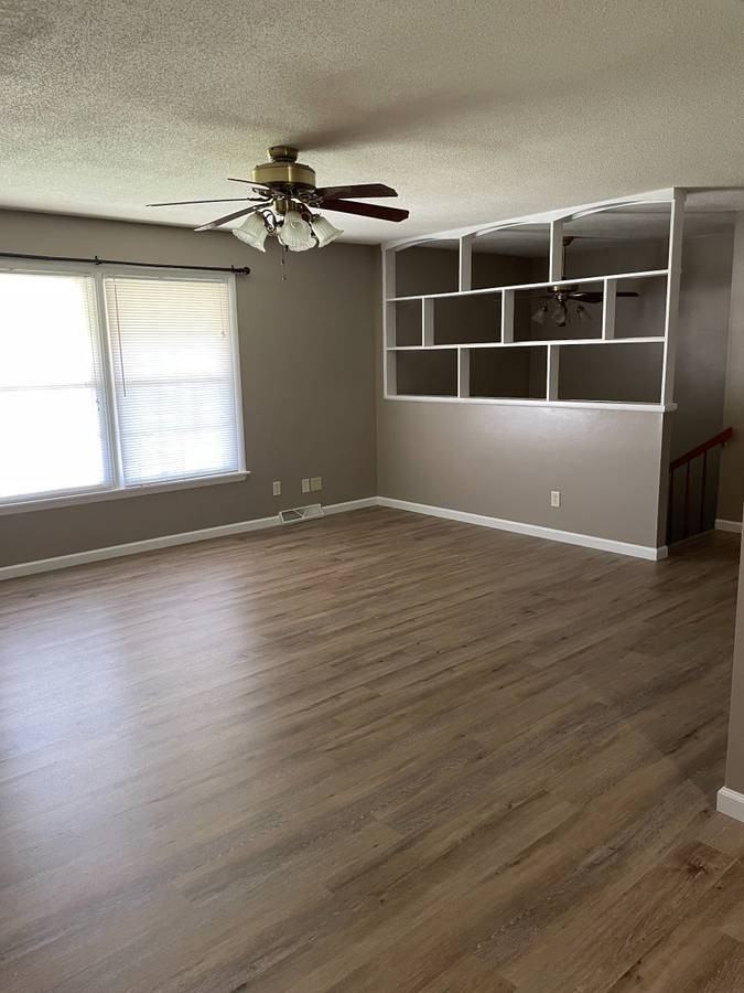 1202 Warner Ave #NA - Photo 3 of 12