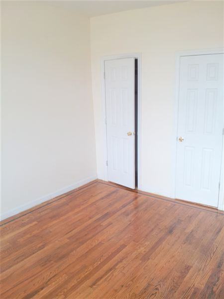 ALLERTON & WHITE PLAINS RD - Photo 3 of 8