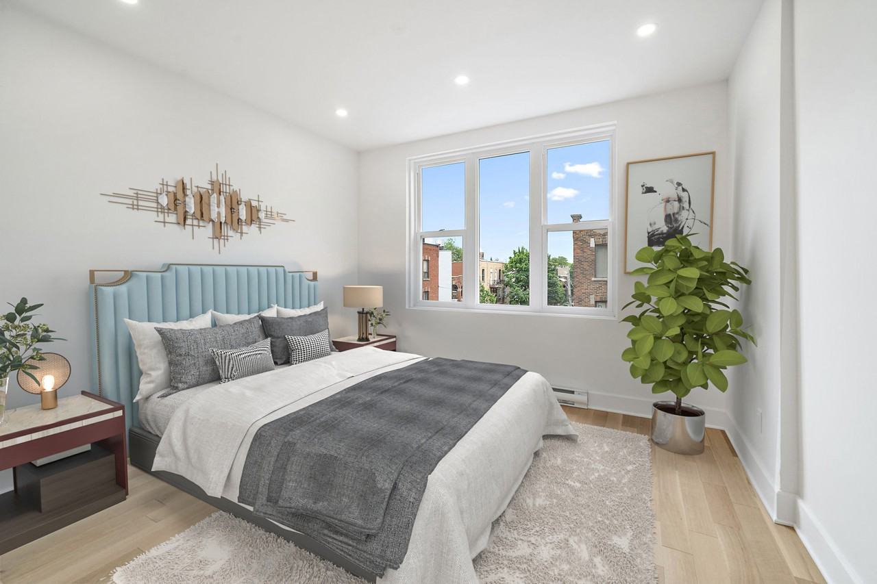 WELLINGTON - Photo 3 of 45