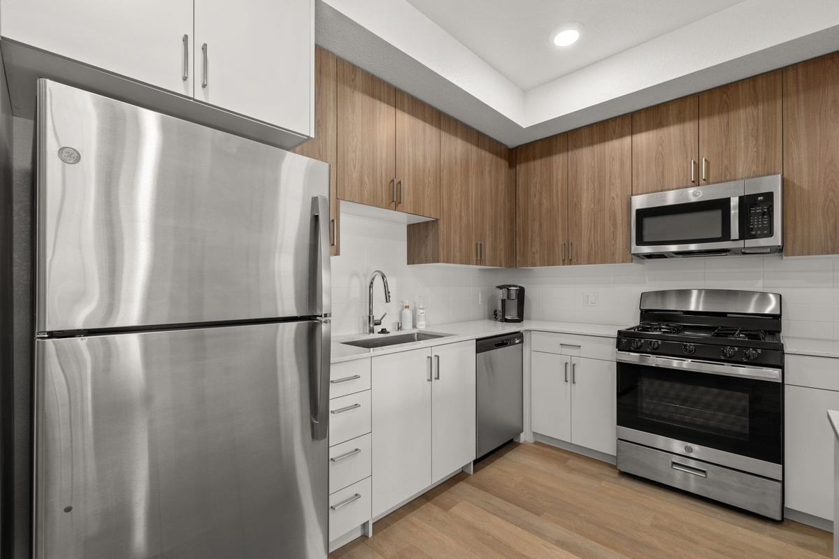 2801 Grewal Pkwy - Photo 4 of 5