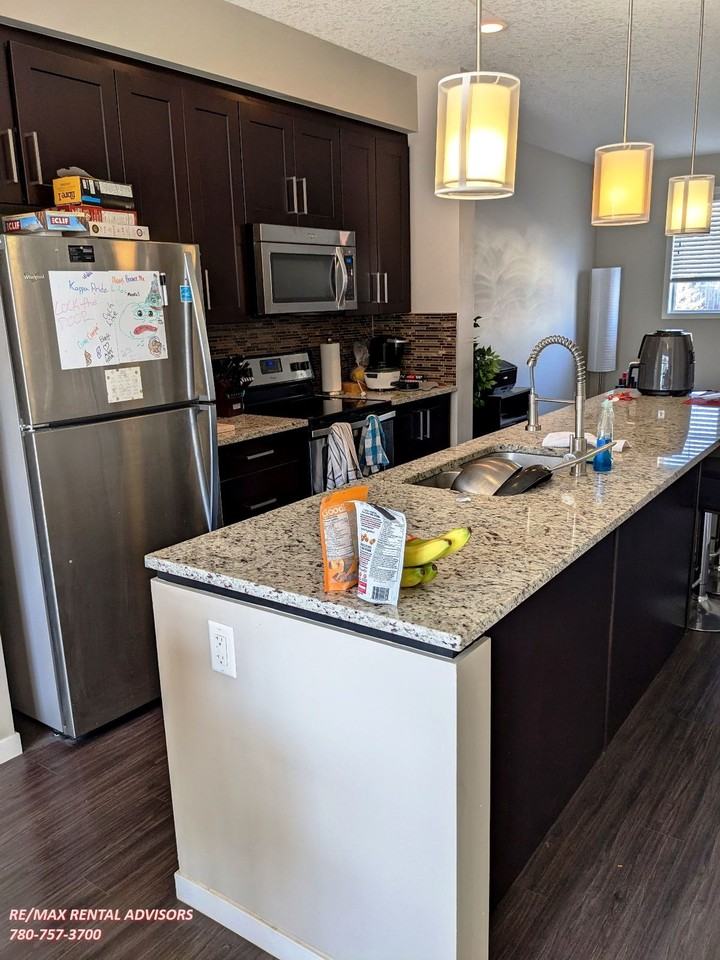 30 Copperpond Rise Se - Photo 2 of 19