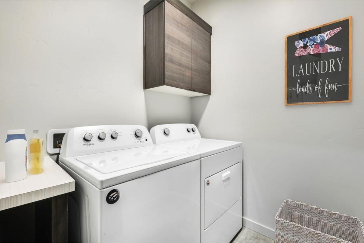 1290 E Lone Creek Dr - Photo 3 of 9