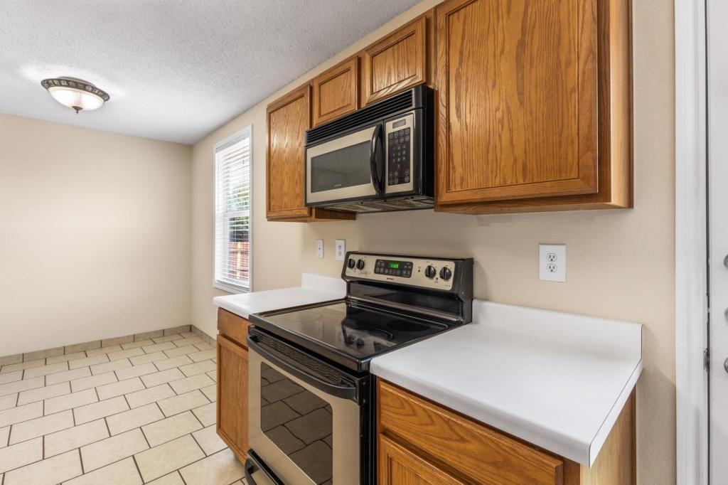 1434 Paint Brush Ct - Photo 5 of 14