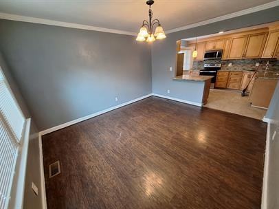 4 Fern Dr - Photo 3 of 33