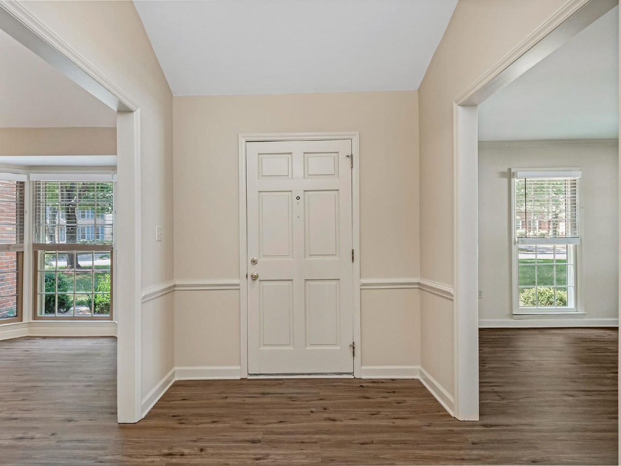 5731 Carmel Station Ave - Photo 3 of 29