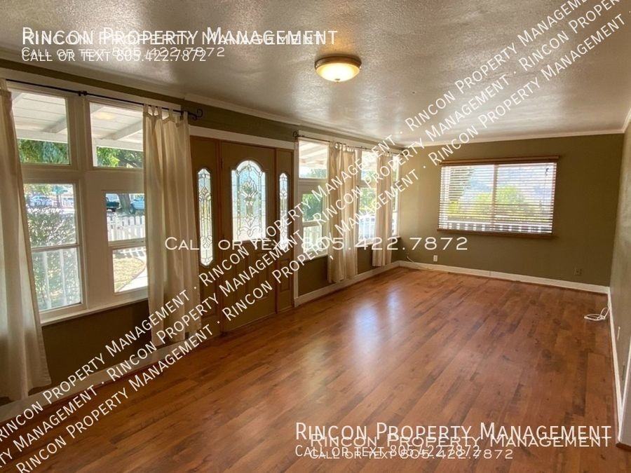 383 W Oak View Ave - Photo 2 of 9