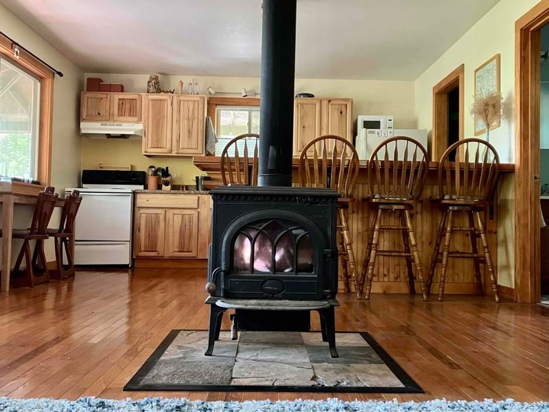 462 Old Barn Rd - Photo 2 of 48