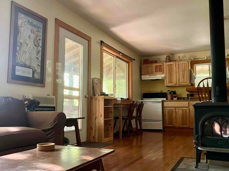 462 Old Barn Rd - Photo 3 of 48