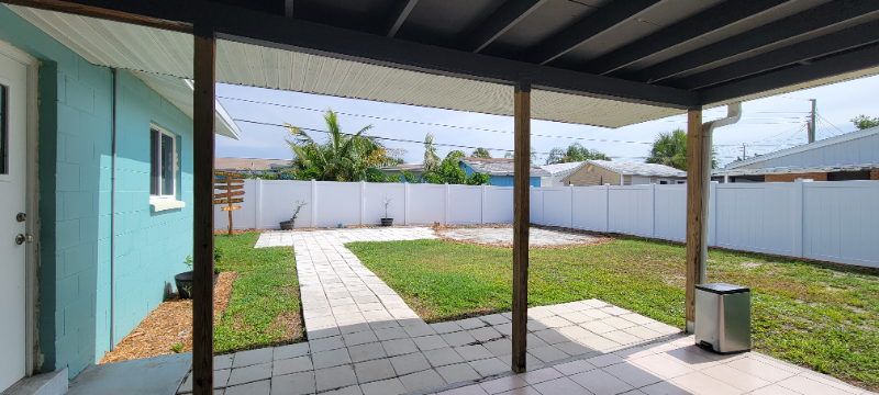 1470 Morgan Dr - Photo 3 of 35