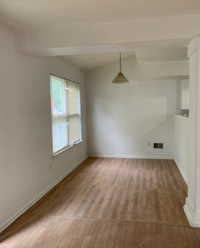 124 Trafalgar Dr - Photo 3 of 10