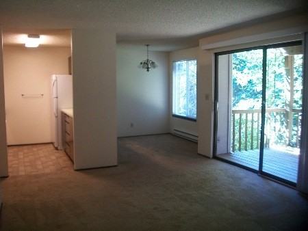 483 Shannon Dr SE - Photo 2 of 2