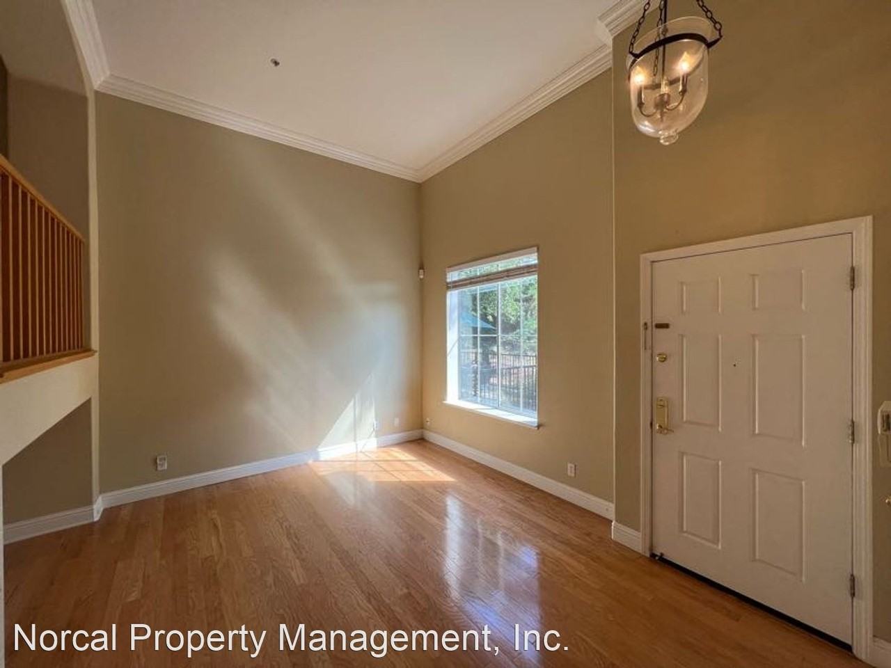 3260 Shiraz Pl - Photo 3 of 25