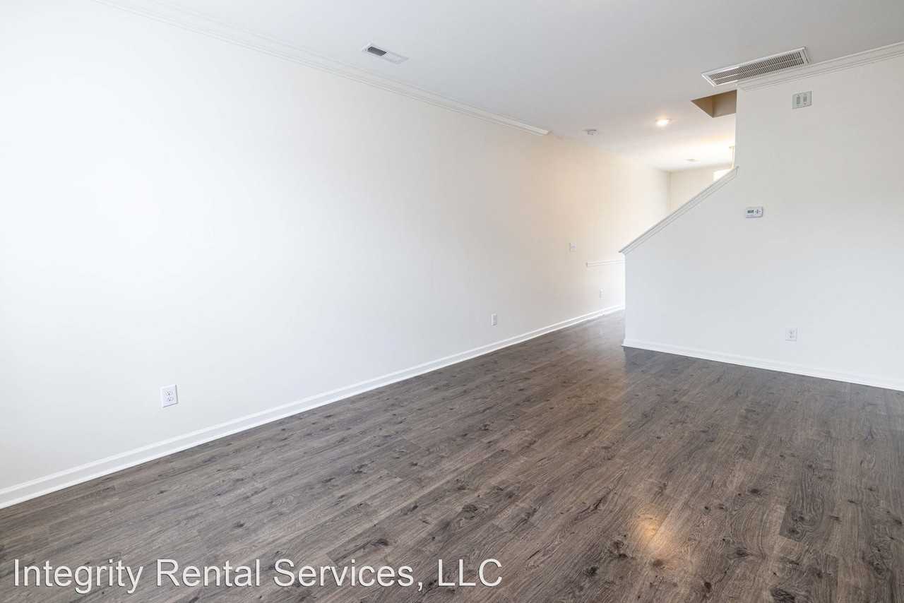 543 Calen Lane - Photo 2 of 21